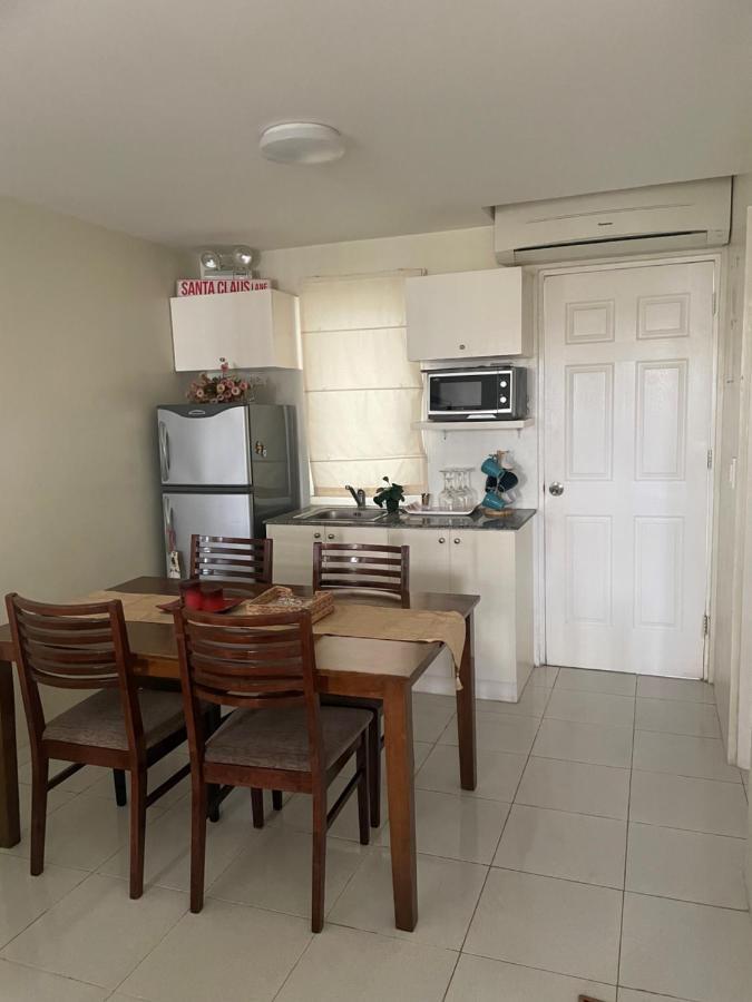3 Bedrooms 3 Baths Victorian Style Townhouse Fully Furnished Batangas Exterior photo